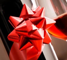 5 motive pentru care vinul este un dar perfect